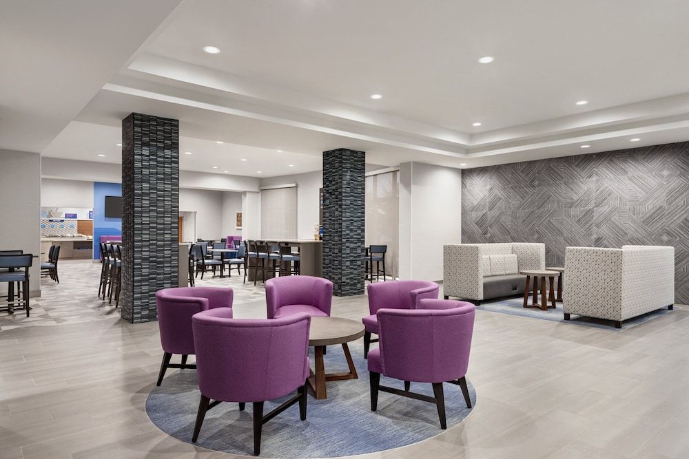 Holiday Inn Express DUMFRIES by IHG 1
