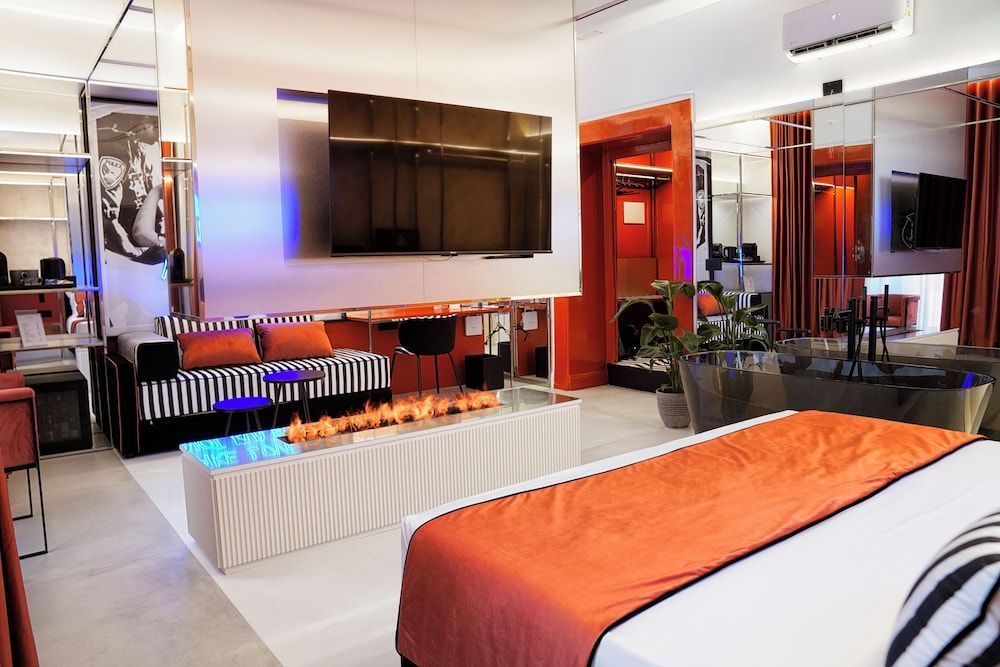 Kind Places - Suite Experience 1