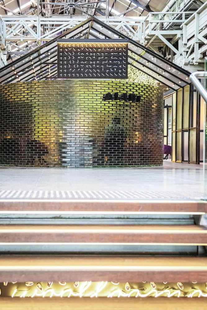 Ovolo Sydney Woolloomooloo, a Wyndham Hotel 2
