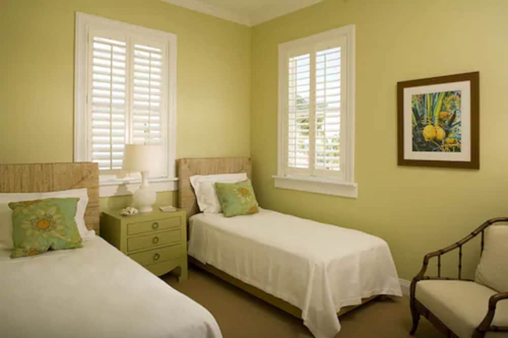 Cape Eleuthera Resort & Marina 1