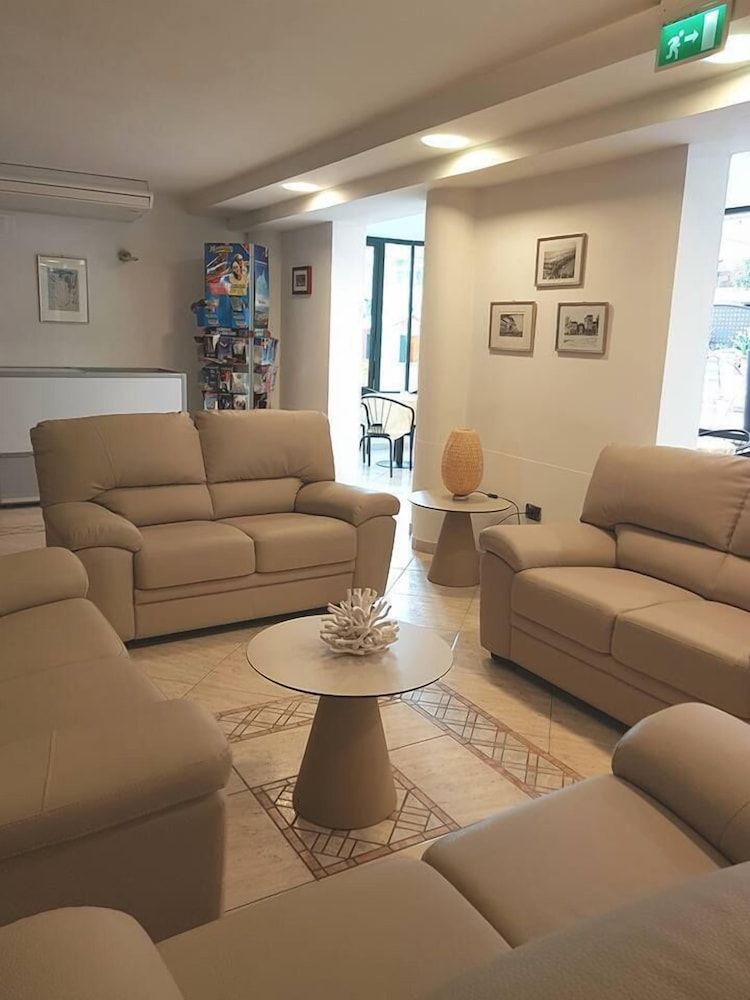 Hotel Caruso 2