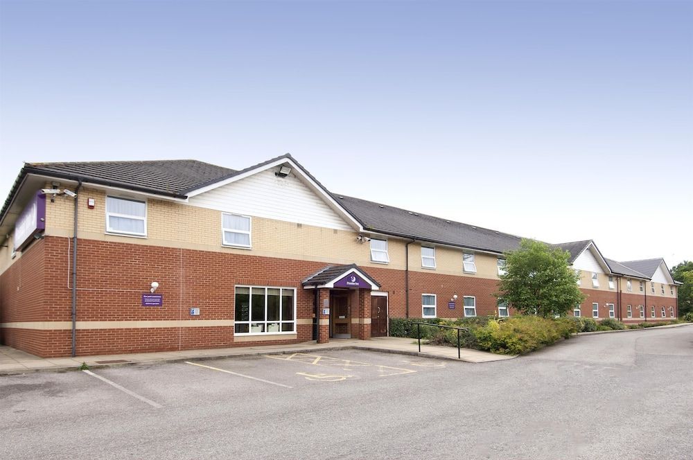 Premier Inn Bradford South 1