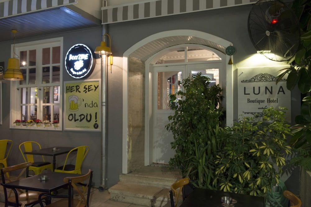 Luna Hotel Kaleiçi 1