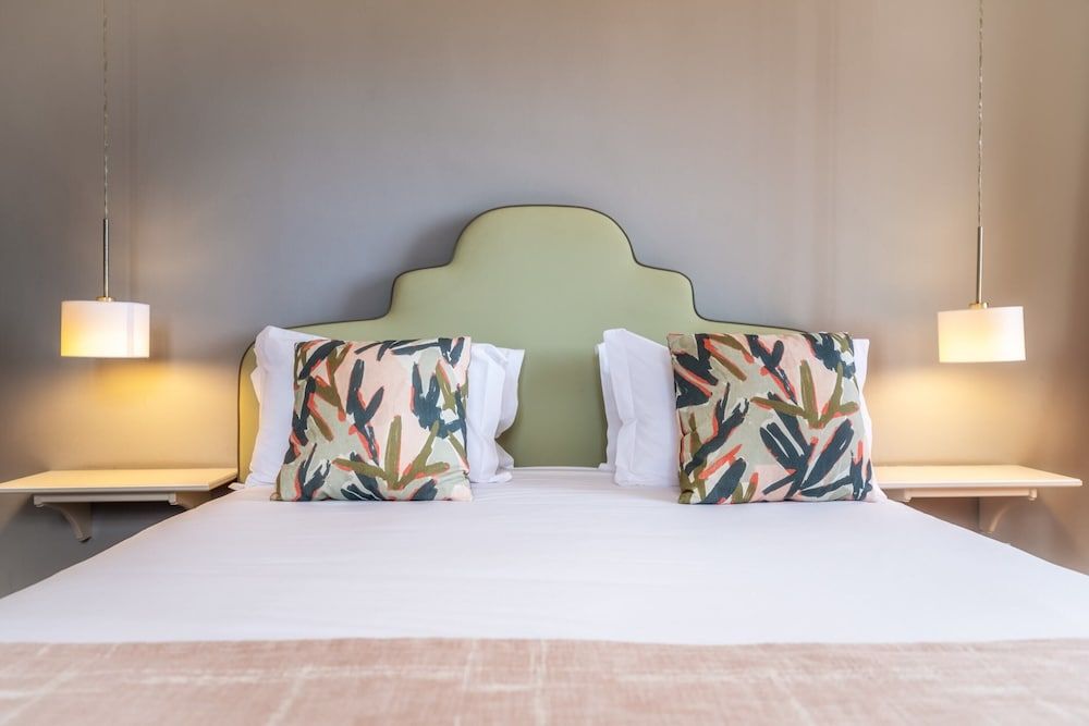 The Wine Lodges by an island apart 2