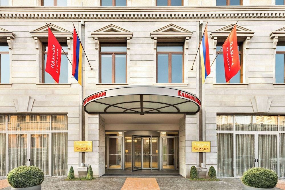 Ramada Hotel & Suites by Wyndham Yerevan 1
