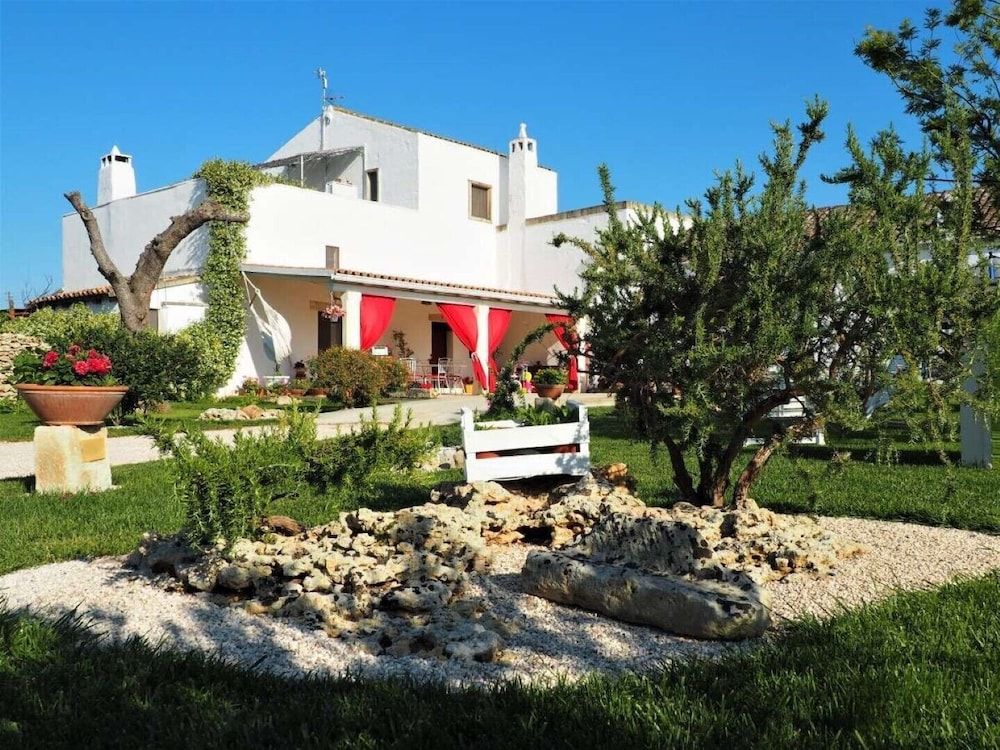 Agriturismo Alonì Costarella Masseria 1