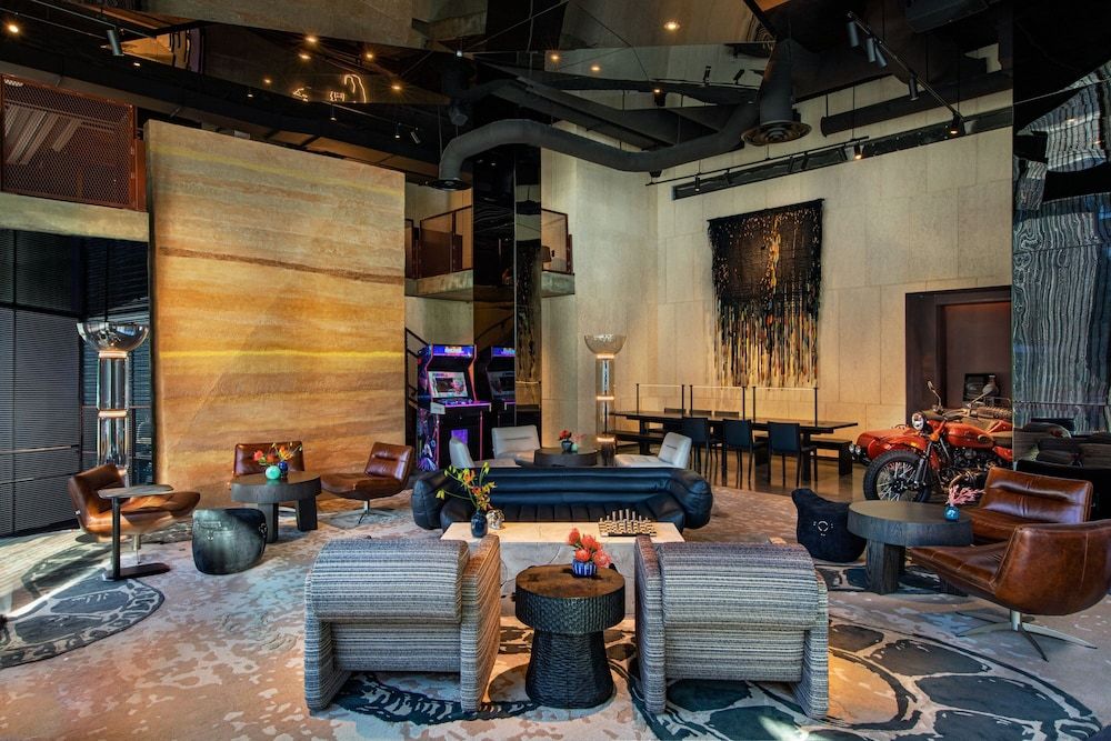 Moxy Downtown Los Angeles 2
