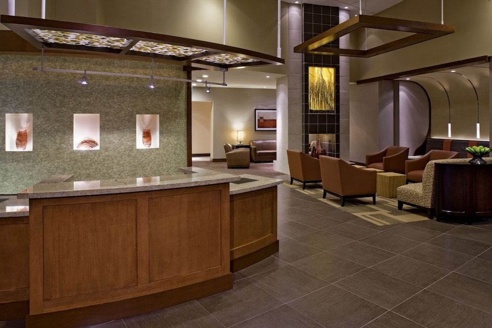 Hyatt Place Charlotte Airport/Lake Pointe 2