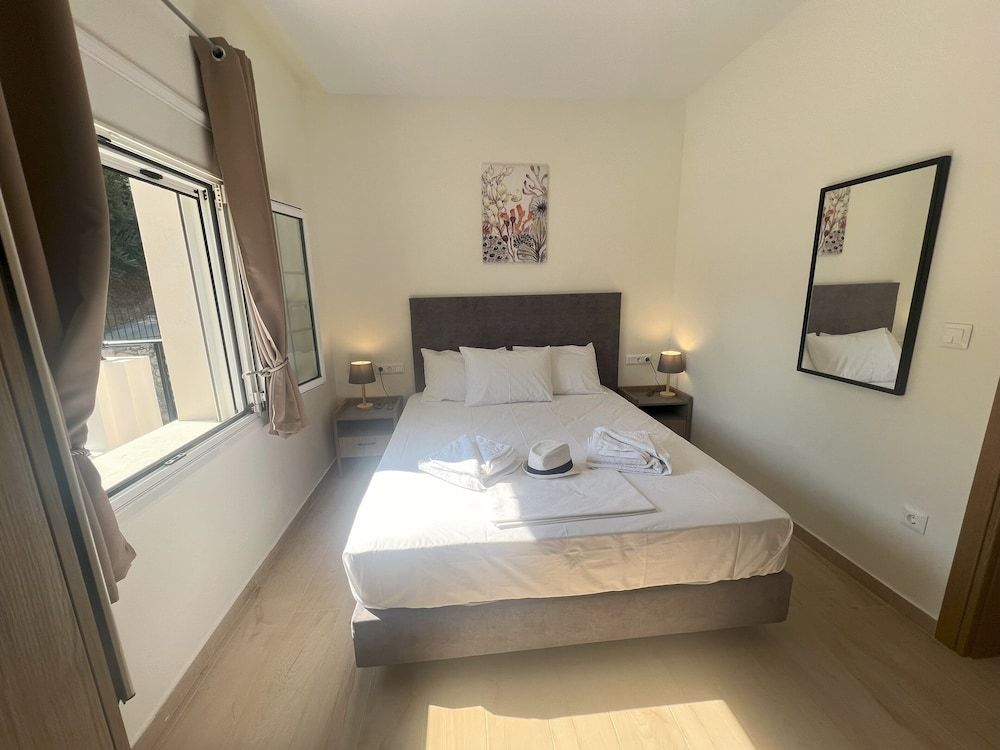 Azogire Hotel 2