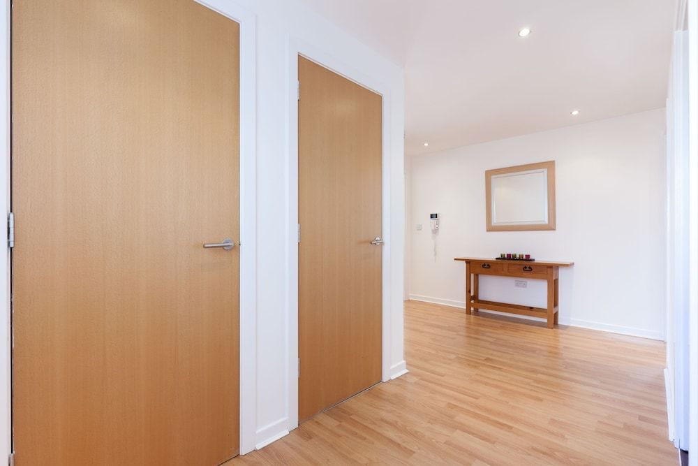 Stylish Garden View Apartment 1
