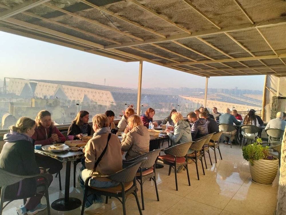 Juwel Grand Pyramids View 1