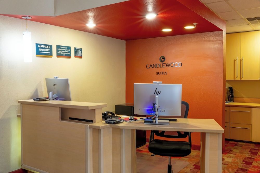Candlewood Suites Bedford - Fort Worth by IHG 2