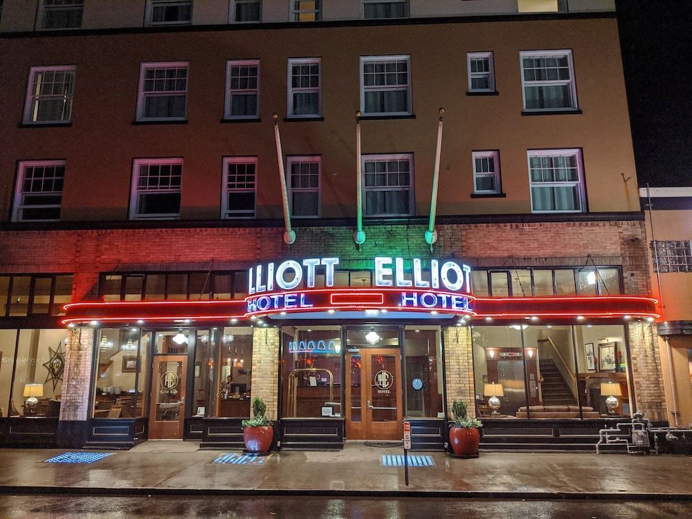 Hotel Elliott 1