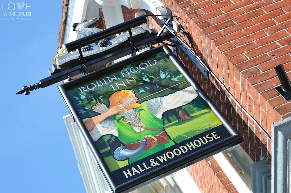 Robin Hood Inn 1
