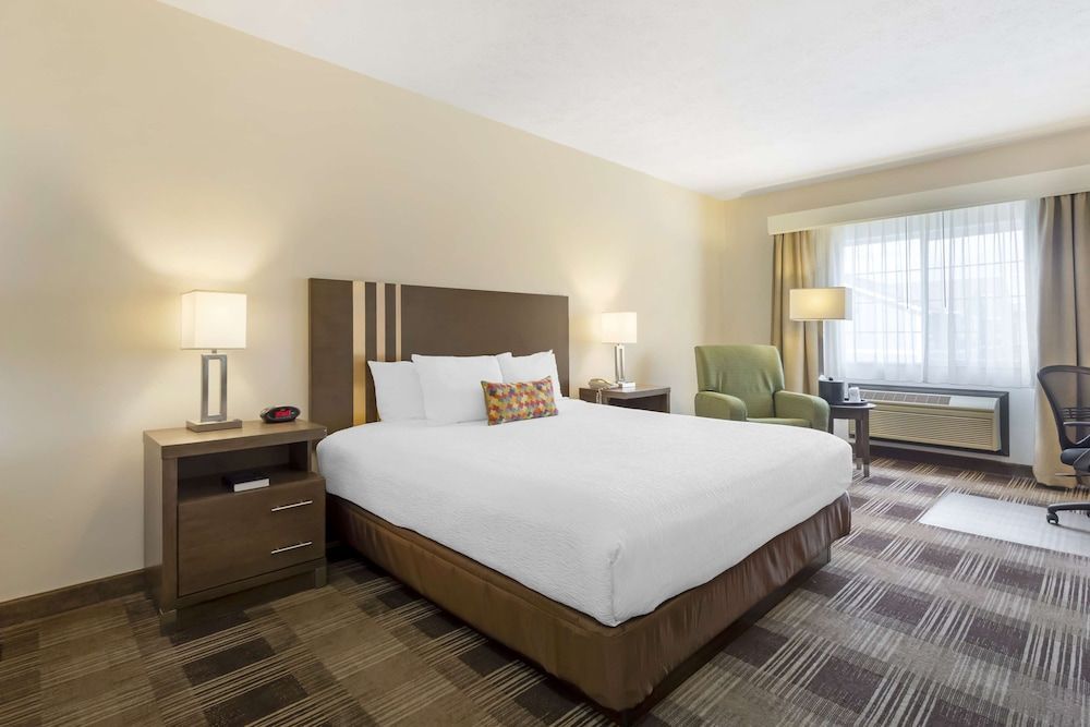 Best Western Plus The Inn at Horse Heaven 1