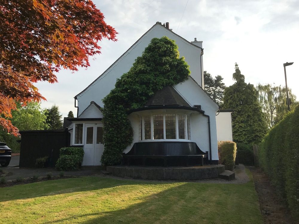 Old Farm Hotel 1
