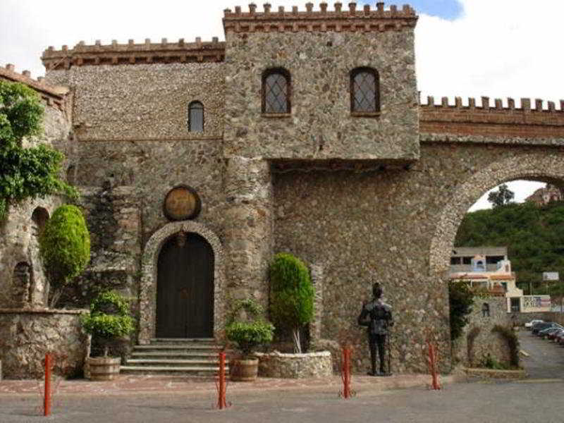 Hotel Castillo de Santa Cecilia 1