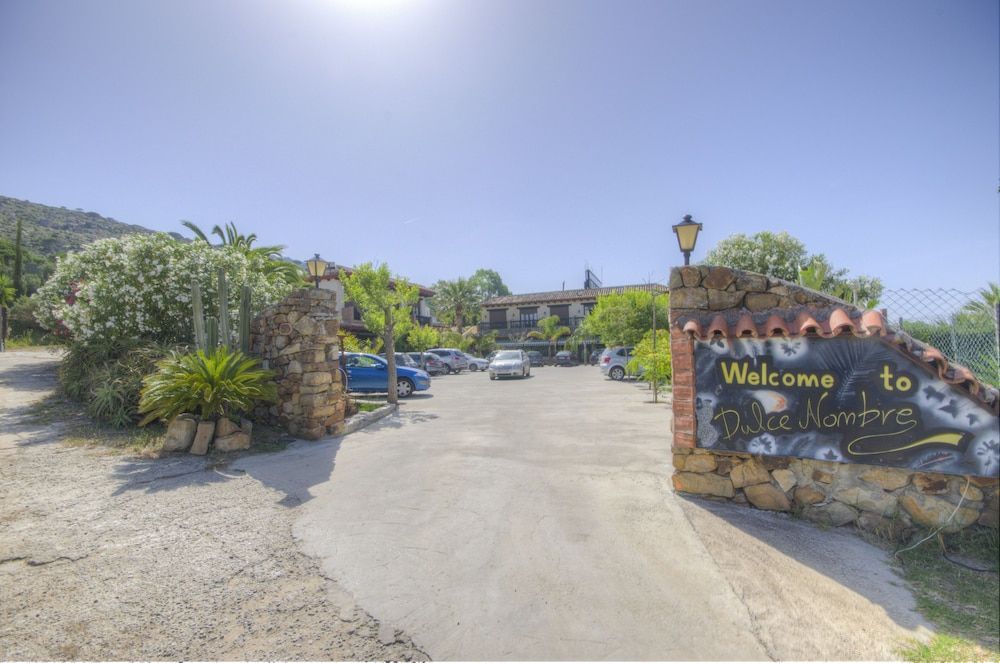 Hotel Dulce Nombre - Tarifa - Parking Gratis 2