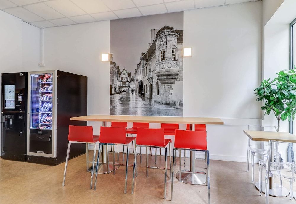 B&B HOTEL Dijon Centre 2