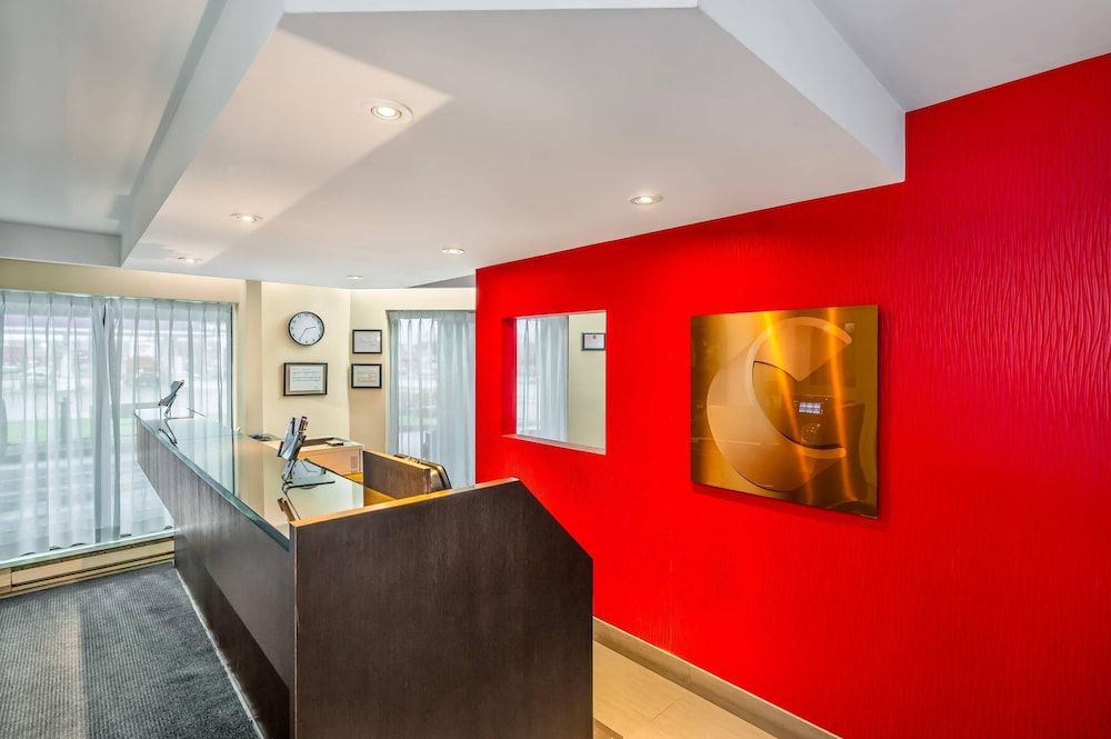Comfort Inn Ancienne-Lorette - Quebec Airport 2