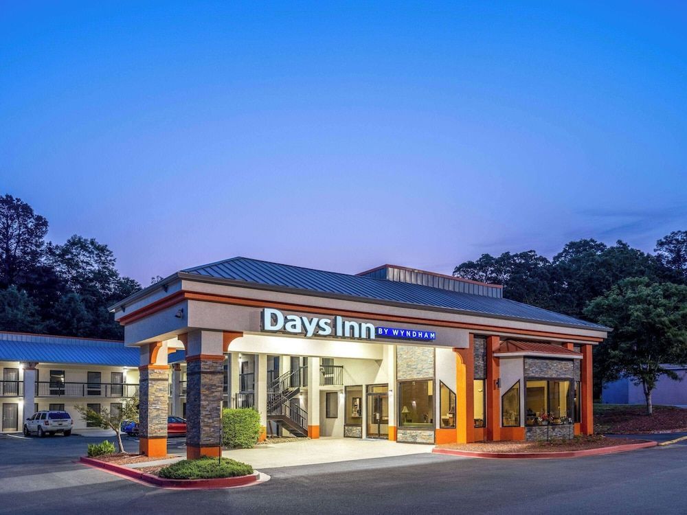 Days Inn by Wyndham Clemson 1
