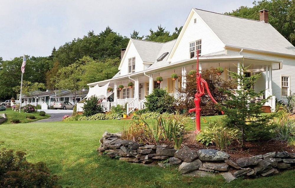 Mount Battie Inn 1
