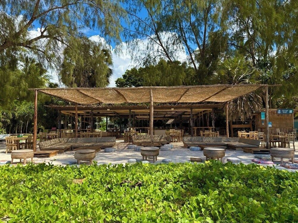 Galu Ecolodge 1