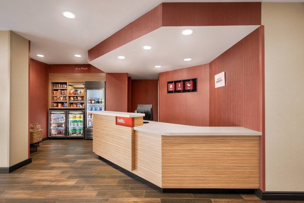 TownePlace Suites by Marriott Janesville 2