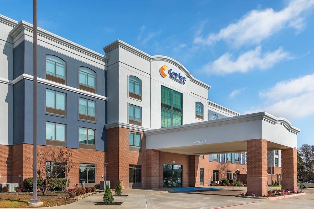 Comfort Inn & Suites Frisco East - McKinney 1