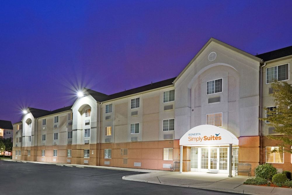 Sonesta Simply Suites Somerset 1