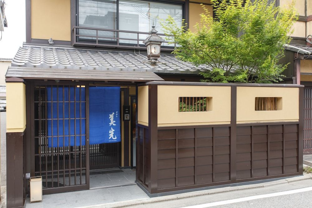 Gion Misen 1