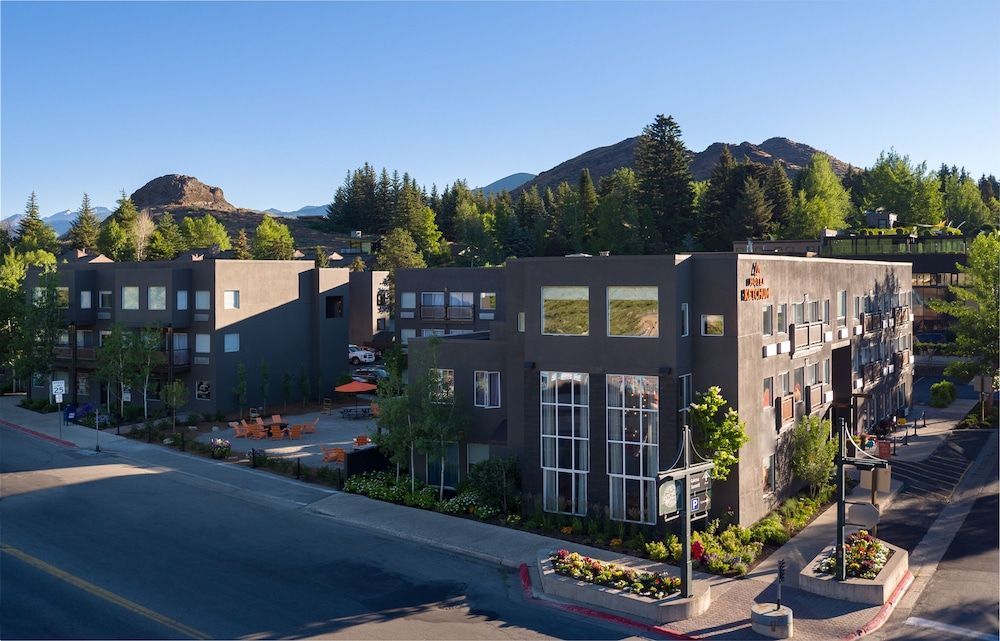 Hotel Ketchum 1