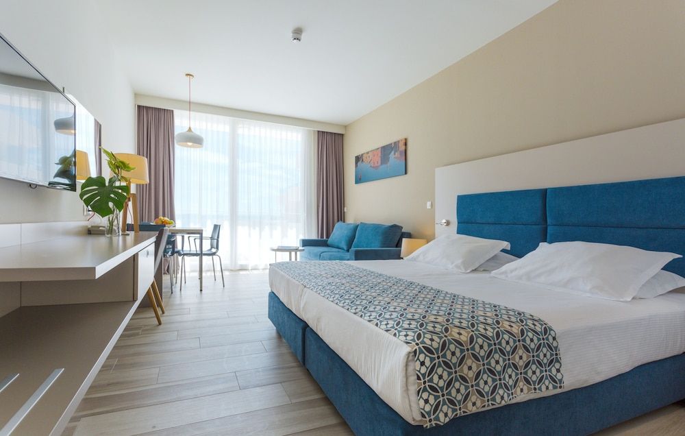 Romana Beach Resort 2