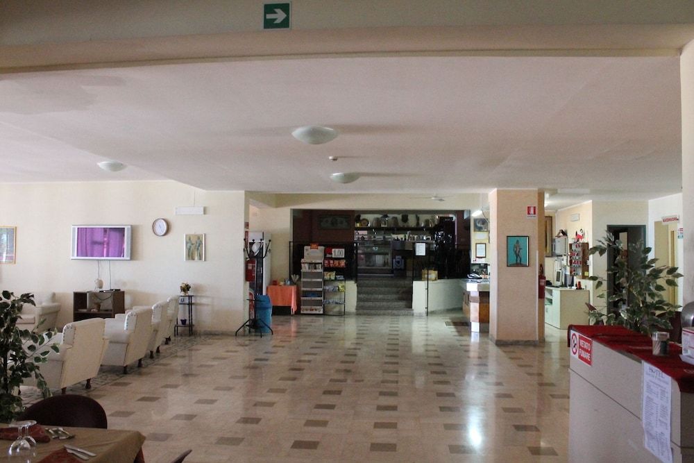Hotel South Paradise 2