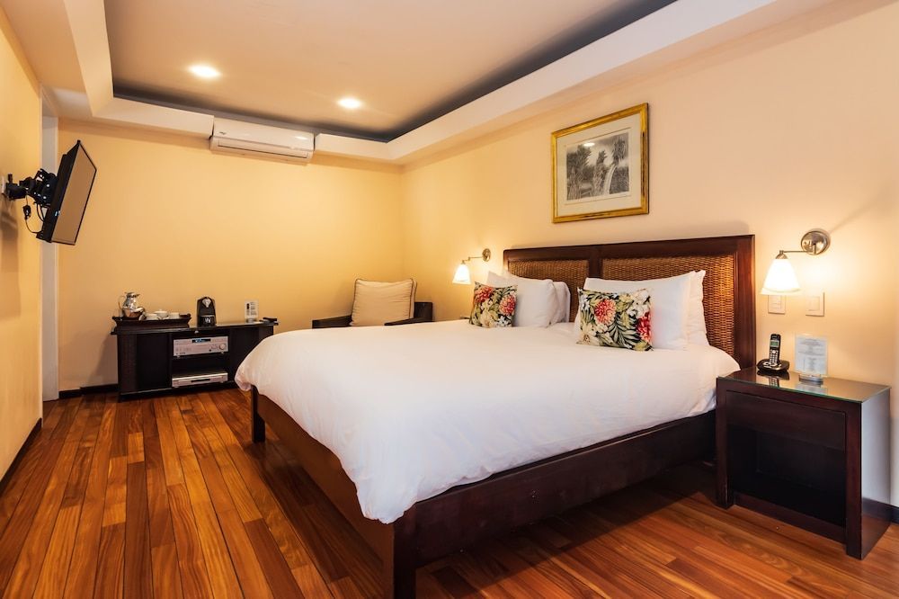 Gaia Hotel & Reserve- Adults Only 2