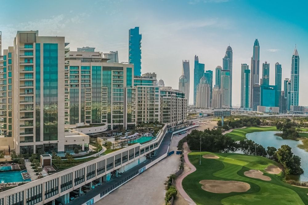 Vida Emirates Hills 1