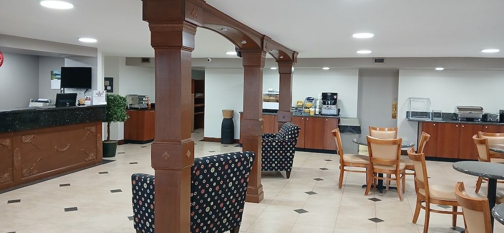 Red Roof Inn Leeds 2