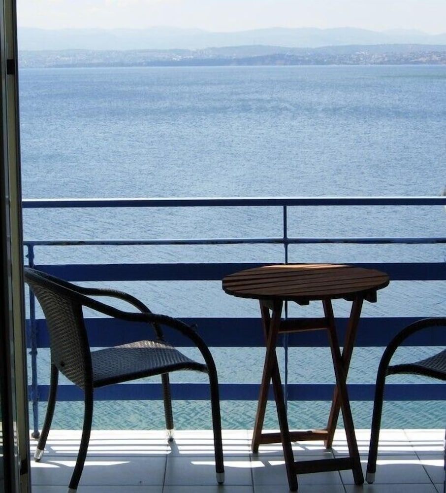 Hotel Lefkadi 1