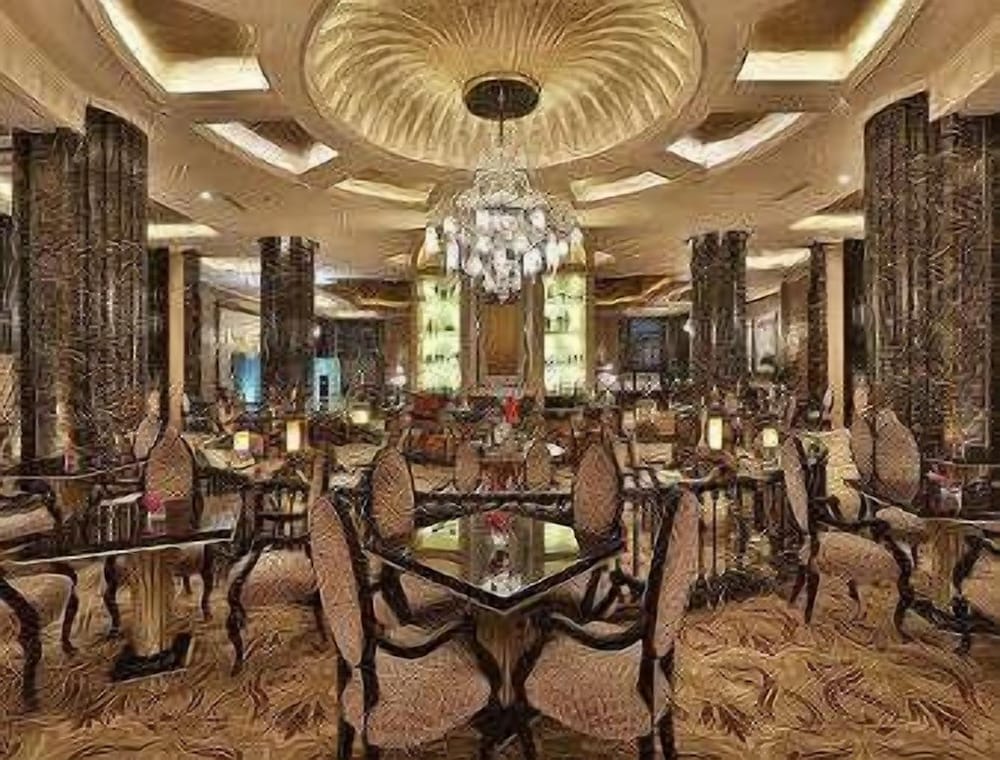Howard Johnson Agile Plaza Chengdu 2
