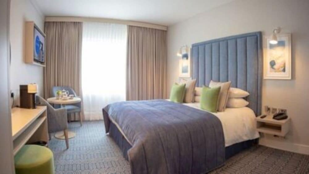 Four Seasons Hotel, Carlingford 2