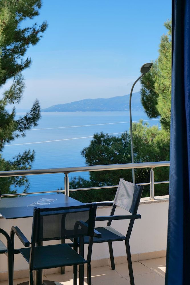 Hotel Argjiro 1