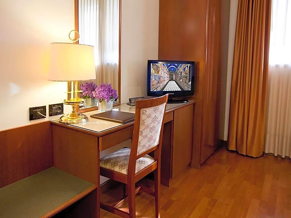 Hotel Marconi 1