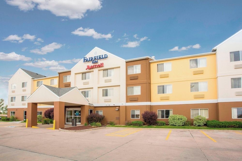 Fairfield Inn & Suites Greeley 1