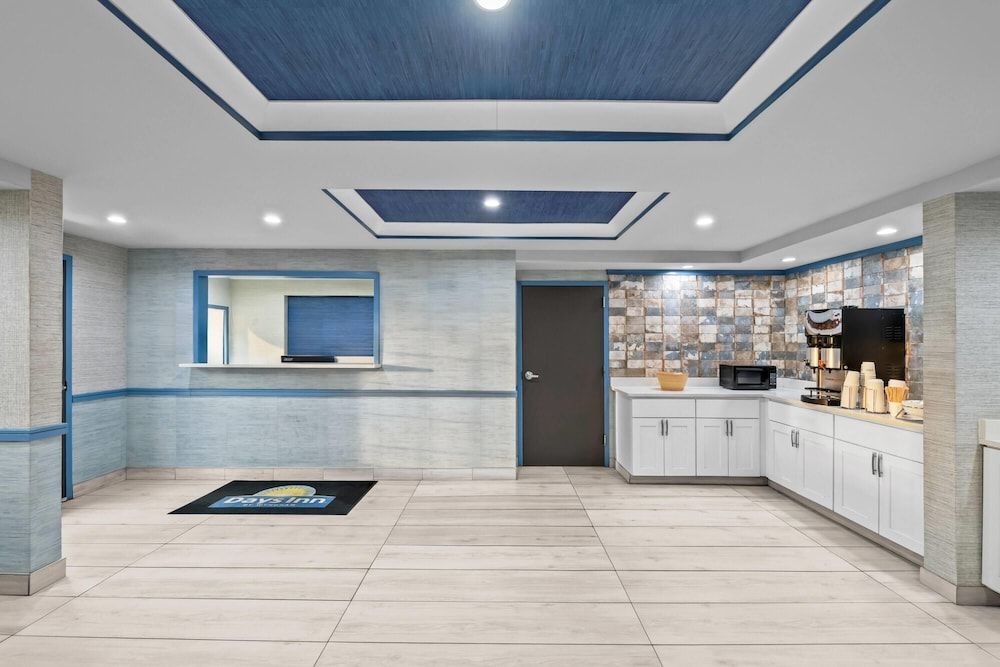 Days Inn by Wyndham Chesapeake 2