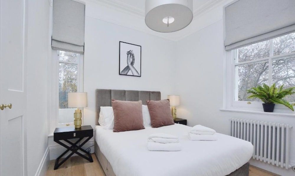 Elysian House - Kensington Serviced Apartments 2