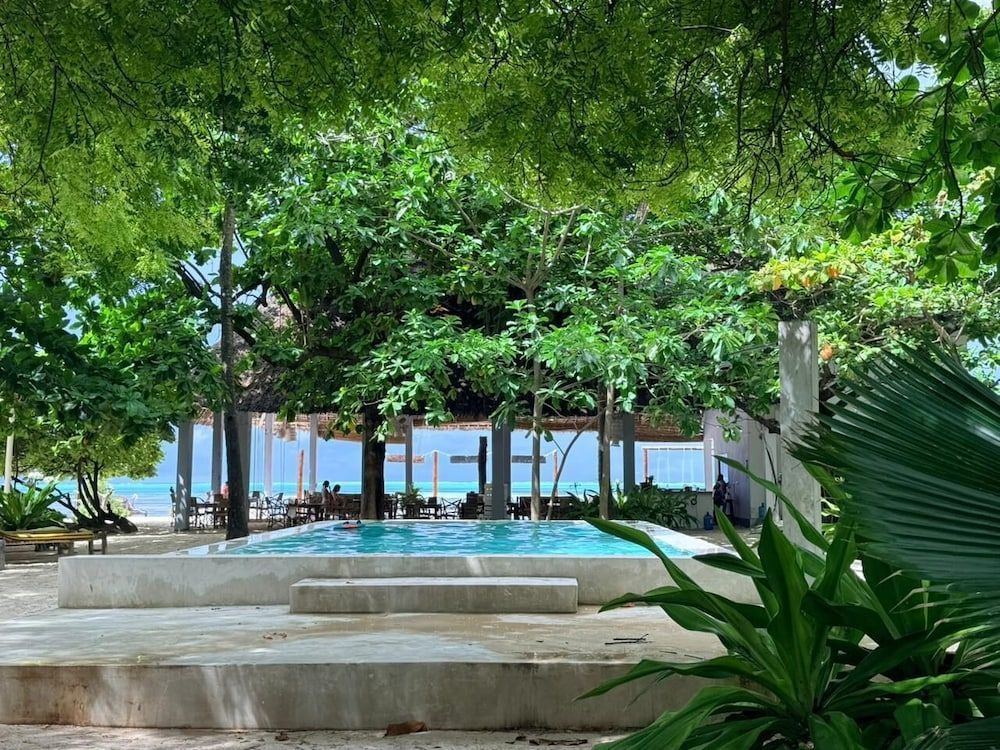 Garden Beach Bungalows 1