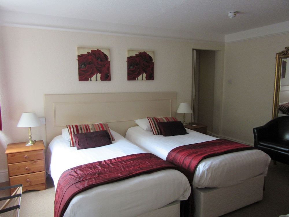 The Bentley Brook Inn 2