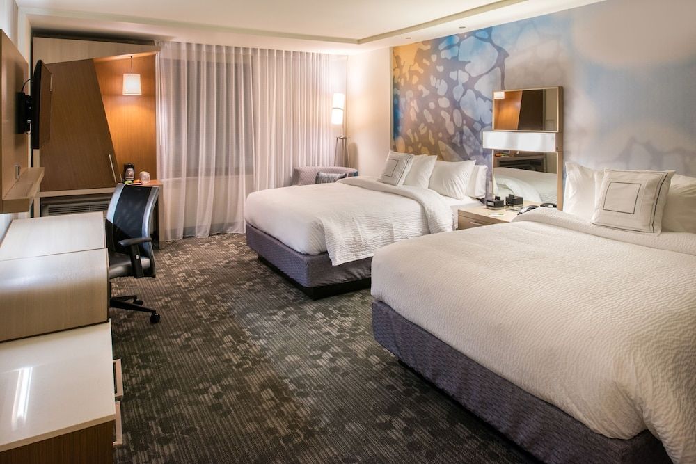 Courtyard by Marriott Jacksonville 2
