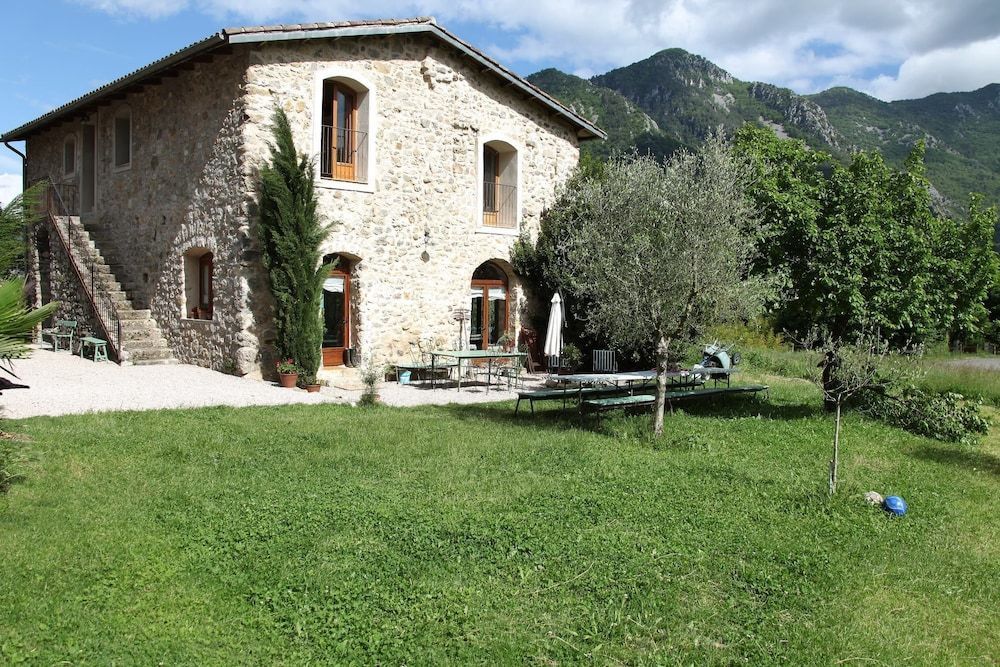 La Chapelle Saint Gervais 1