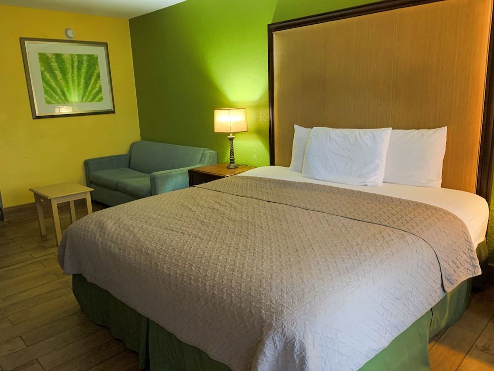 RW Hotel 2